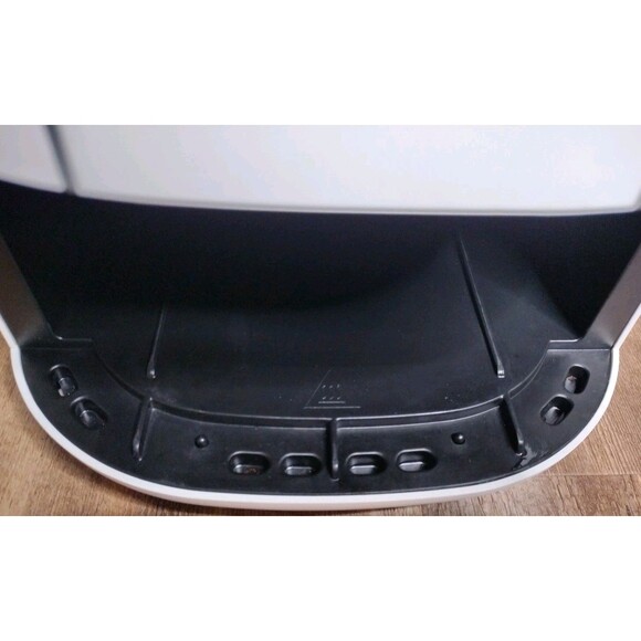 Beautiful 3 Qt Air Fryer Touchscreen - White Icing 19303 - Picture 5 of 5